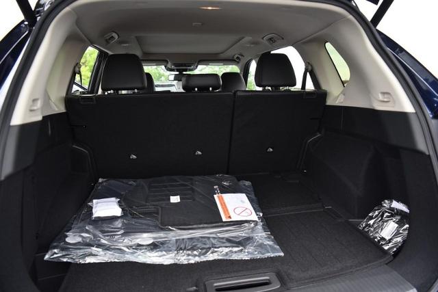 2025 Nissan Rogue Vehicle Photo in Ballwin, MO 63011