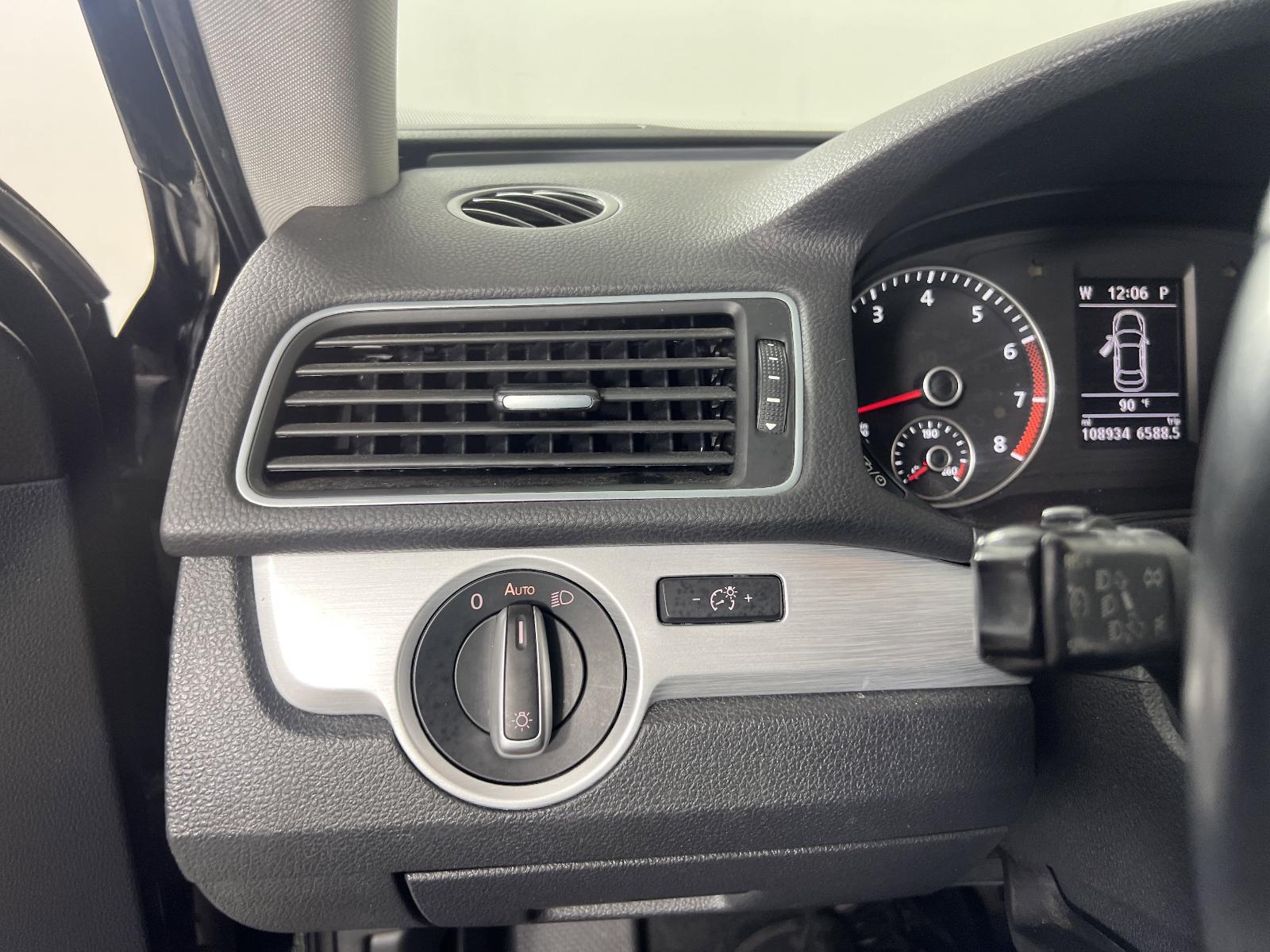 2013 Volkswagen Passat Vehicle Photo in Georgetown, TX 78626