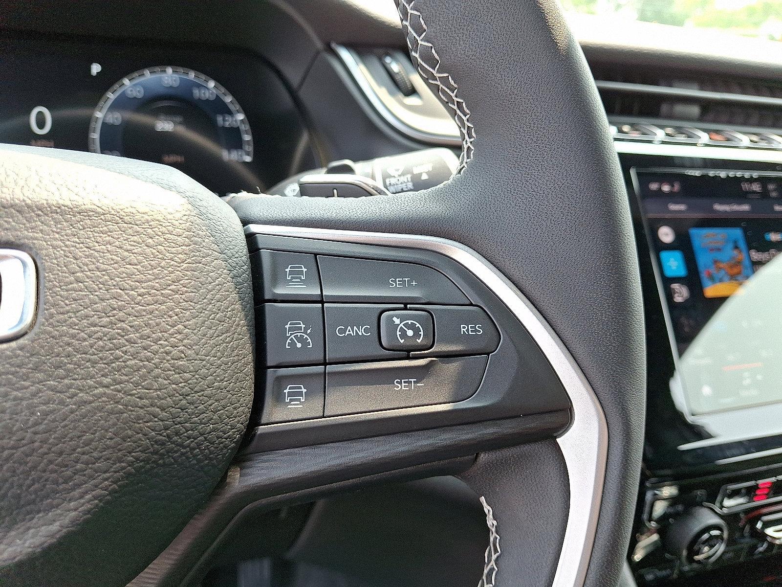 2023 Jeep Grand Cherokee Vehicle Photo in Willow Grove, PA 19090
