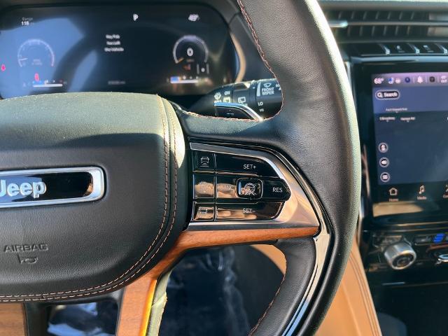 2021 Jeep Grand Cherokee L Vehicle Photo in GREEN BAY, WI 54304-5303