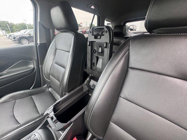 2024 GMC Terrain Vehicle Photo in LEOMINSTER, MA 01453-2952