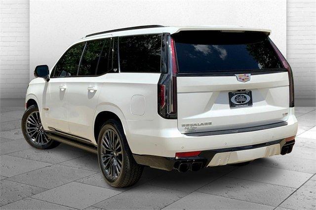 2023 Cadillac Escalade Vehicle Photo in KANSAS CITY, MO 64114-4545