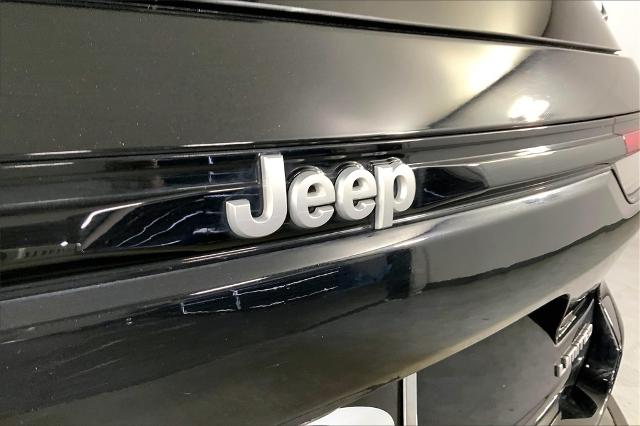 2024 Jeep Grand Cherokee Vehicle Photo in Kansas City, MO 64114