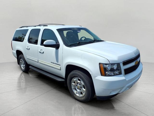 2014 Chevrolet Suburban Vehicle Photo in Oshkosh, WI 54904