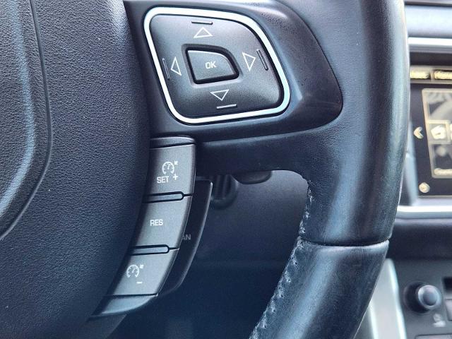 2016 Range Rover Evoque Vehicle Photo in DENTON, TX 76210-9321