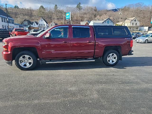 Used 2017 Chevrolet Silverado 1500 LT with VIN 3GCUKREC9HG111494 for sale in Ludlow, VT