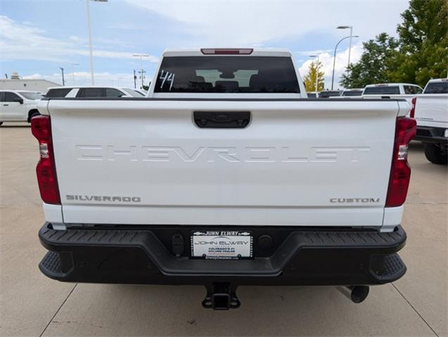 2024 Chevrolet Silverado 2500 HD Vehicle Photo in ENGLEWOOD, CO 80113-6708