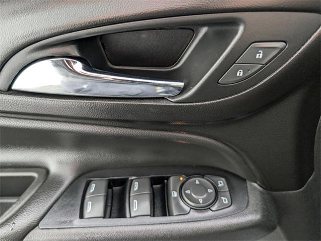 2019 Chevrolet Equinox Vehicle Photo in ENGLEWOOD, CO 80113-6708