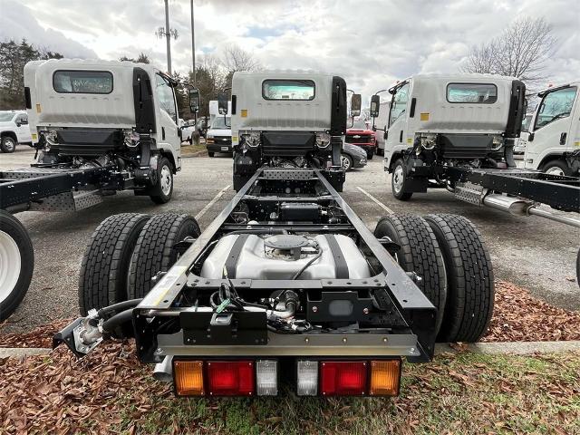 2025 Chevrolet Low Cab Forward 4500 Vehicle Photo in ALCOA, TN 37701-3235