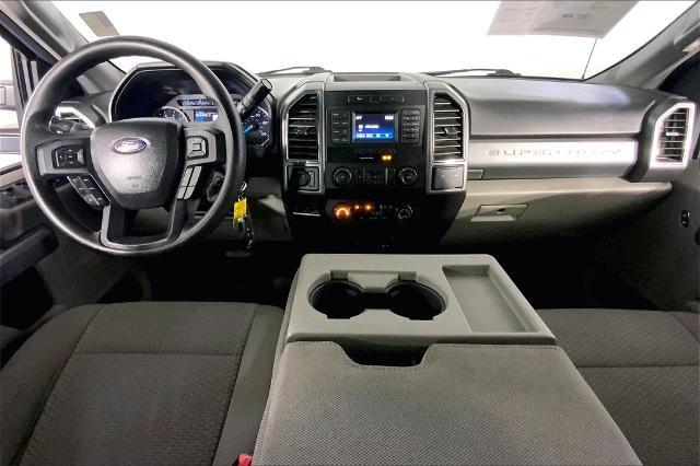 2019 Ford Super Duty F-250 SRW Vehicle Photo in Lees Summit, MO 64086