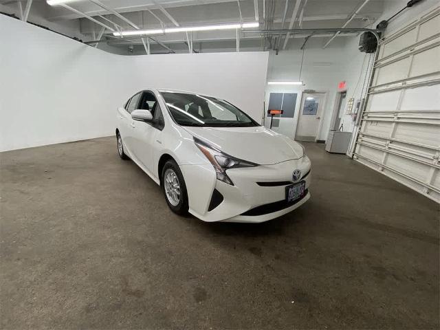 2016 Toyota Prius Vehicle Photo in PORTLAND, OR 97225-3518