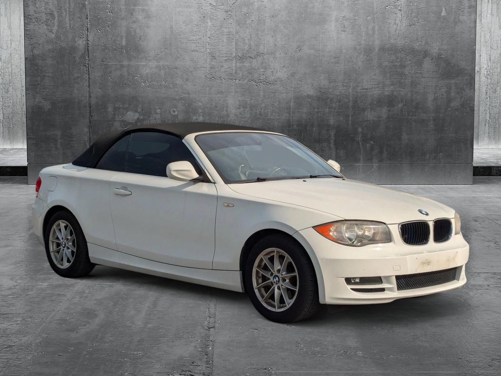 2011 BMW 128i Vehicle Photo in St. Petersburg, FL 33713