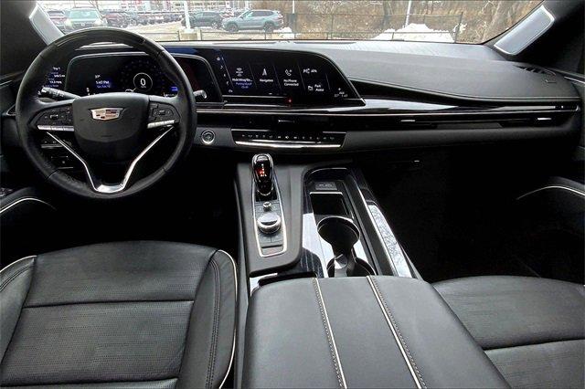 2023 Cadillac Escalade ESV Vehicle Photo in KANSAS CITY, MO 64114-4545