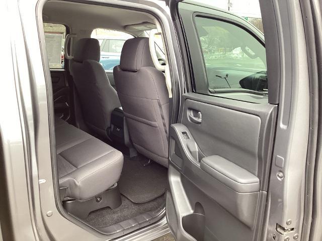 2022 Nissan Frontier Vehicle Photo in Gardner, MA 01440