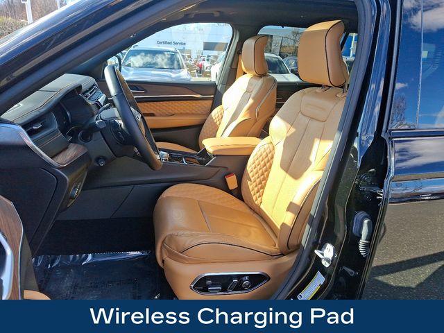 2023 Jeep Grand Cherokee L Vehicle Photo in WATERTOWN, CT 06795-3318