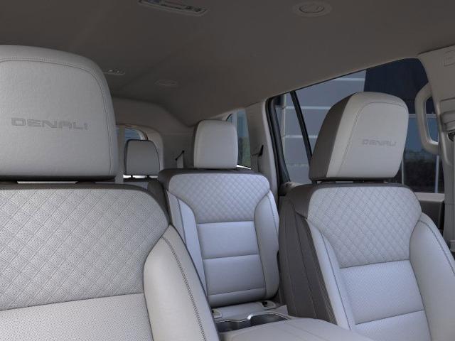 2025 GMC Acadia Vehicle Photo in DANBURY, CT 06810-5034
