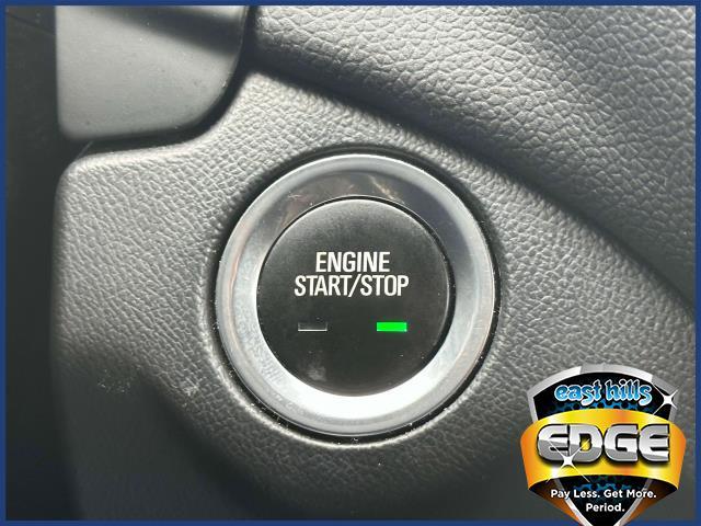2022 Chevrolet Equinox Vehicle Photo in Roslyn, NY 11576