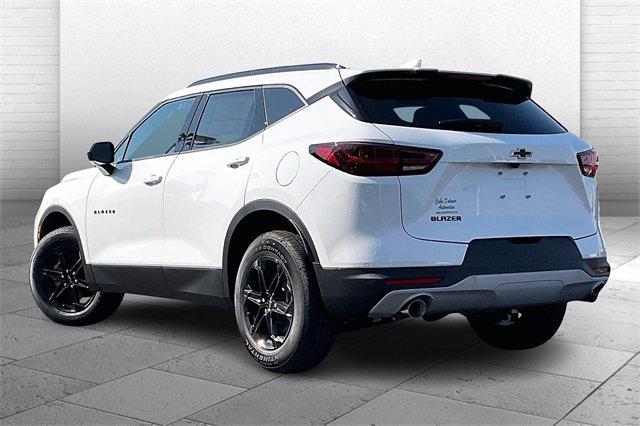 2025 Chevrolet Blazer Vehicle Photo in TOPEKA, KS 66609-0000