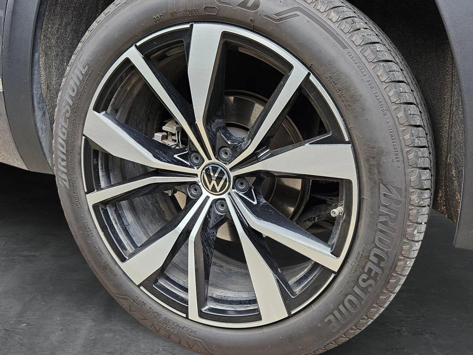 2024 Volkswagen Atlas Vehicle Photo in WACO, TX 76710-2592