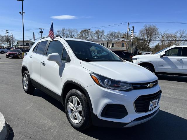 2020 Chevrolet Trax Vehicle Photo in MASSENA, NY 13662-2255