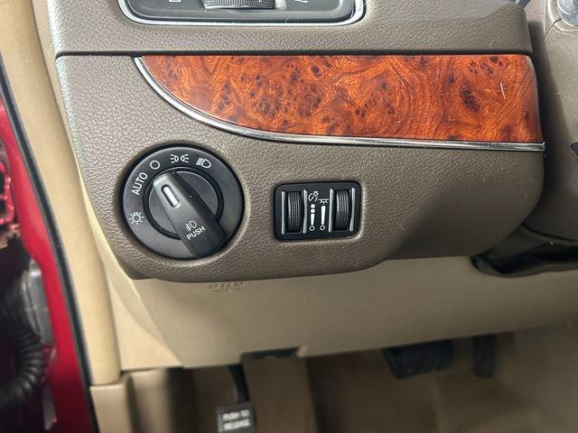 2016 Chrysler Town & Country Vehicle Photo in MEDINA, OH 44256-9631