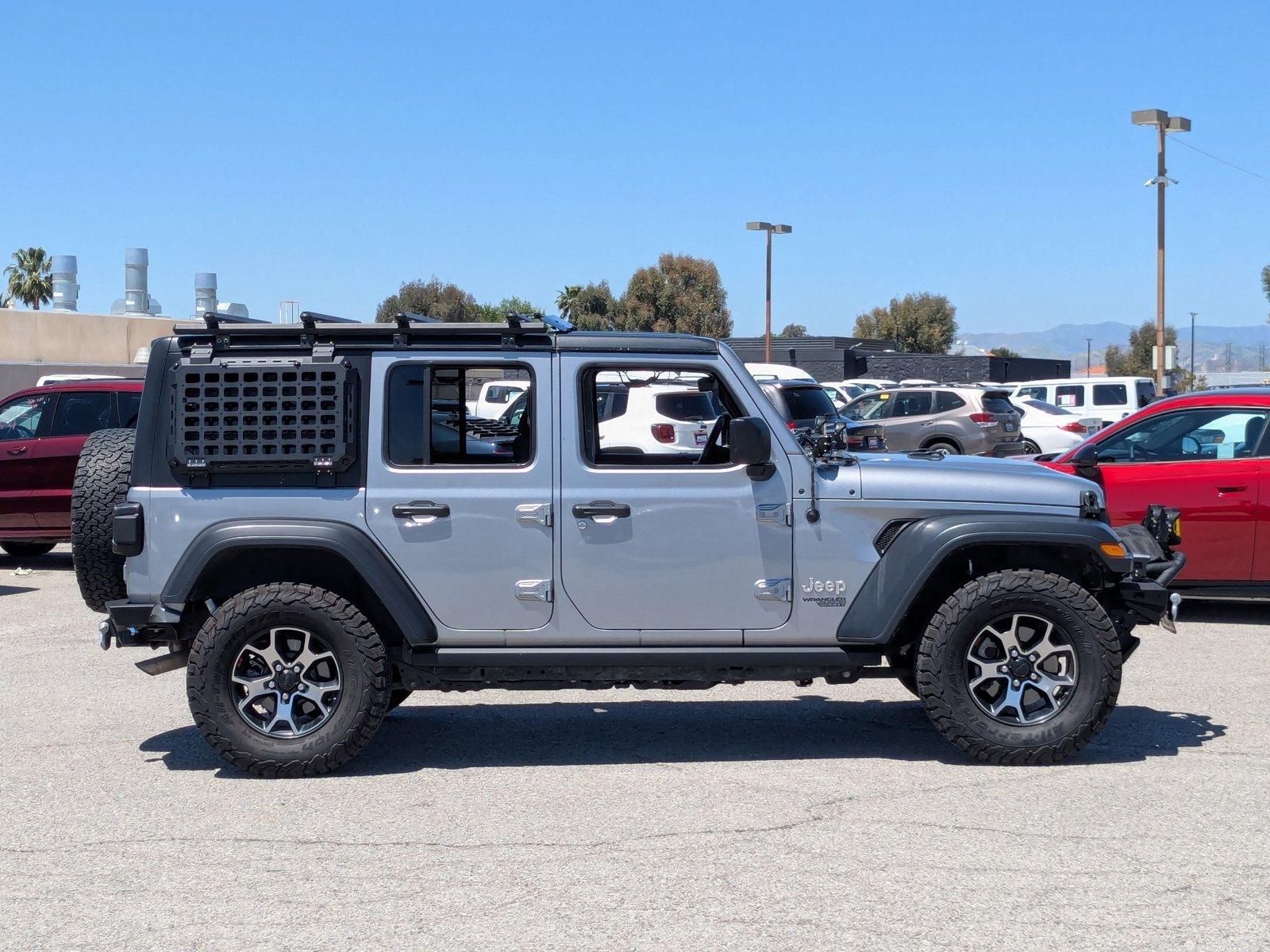 2020 Jeep Wrangler Unlimited Vehicle Photo in Valencia, CA 91355