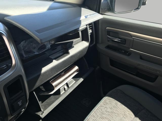 2017 Ram 1500 Vehicle Photo in GREEN BAY, WI 54303-3330
