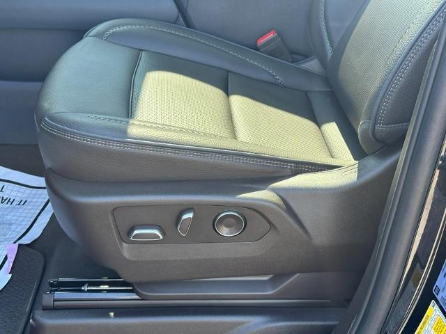 2023 GMC Yukon Vehicle Photo in COLUMBIA, MO 65203-3903