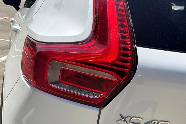 2021 Volvo XC40 Vehicle Photo in Houston, TX 77007