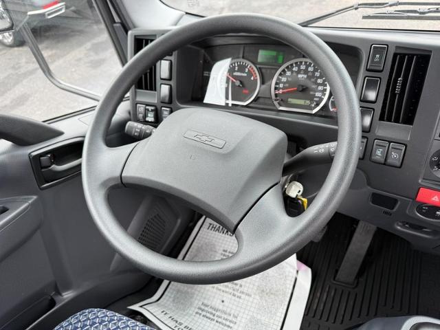 2024 Chevrolet Low Cab Forward 4500 XD Vehicle Photo in COLUMBIA, MO 65203-3903