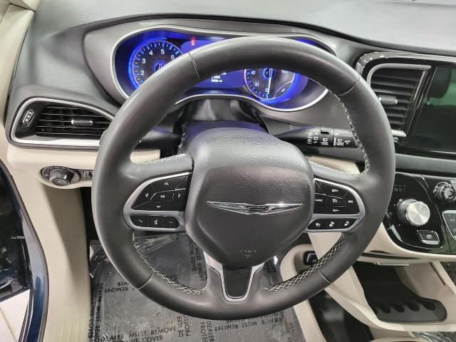 2023 Chrysler Pacifica Vehicle Photo in Oshkosh, WI 54901