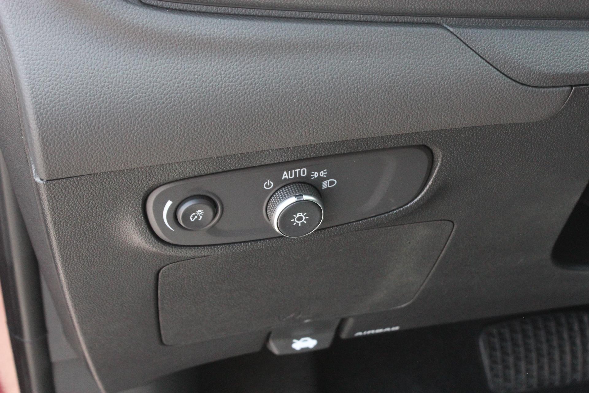 2025 Buick Encore GX Vehicle Photo in AURORA, CO 80012-4011