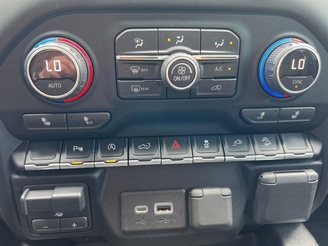 2021 Chevrolet Silverado 1500 Vehicle Photo in GREEN BAY, WI 54304-5303