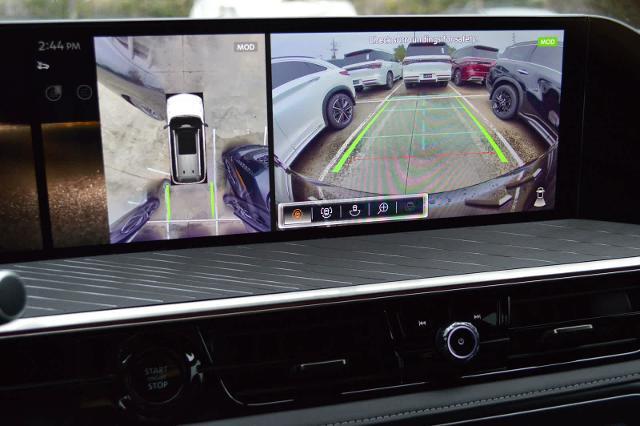 2025 INFINITI QX80 Vehicle Photo in Houston, TX 77090