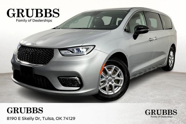 2024 Chrysler Pacifica Vehicle Photo in Tulsa, OK 74129