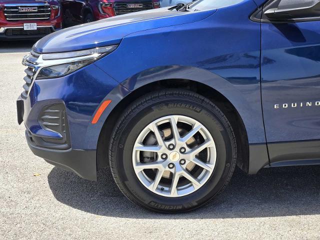2022 Chevrolet Equinox Vehicle Photo in DENTON, TX 76210-9321