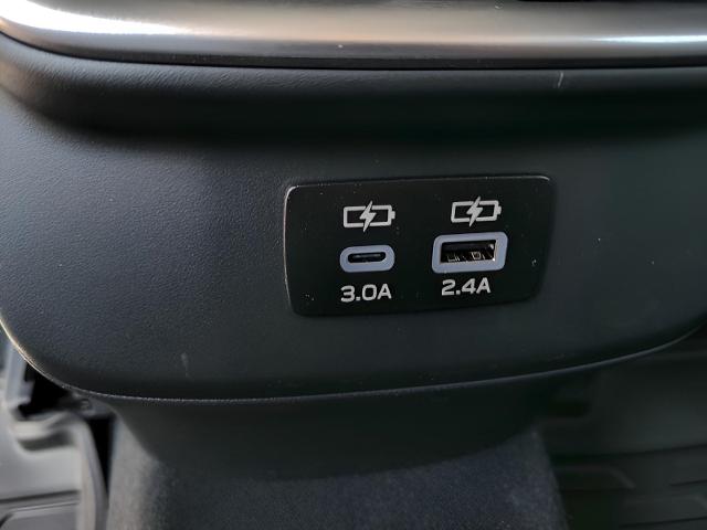 2025 Subaru Outback Vehicle Photo in Green Bay, WI 54304