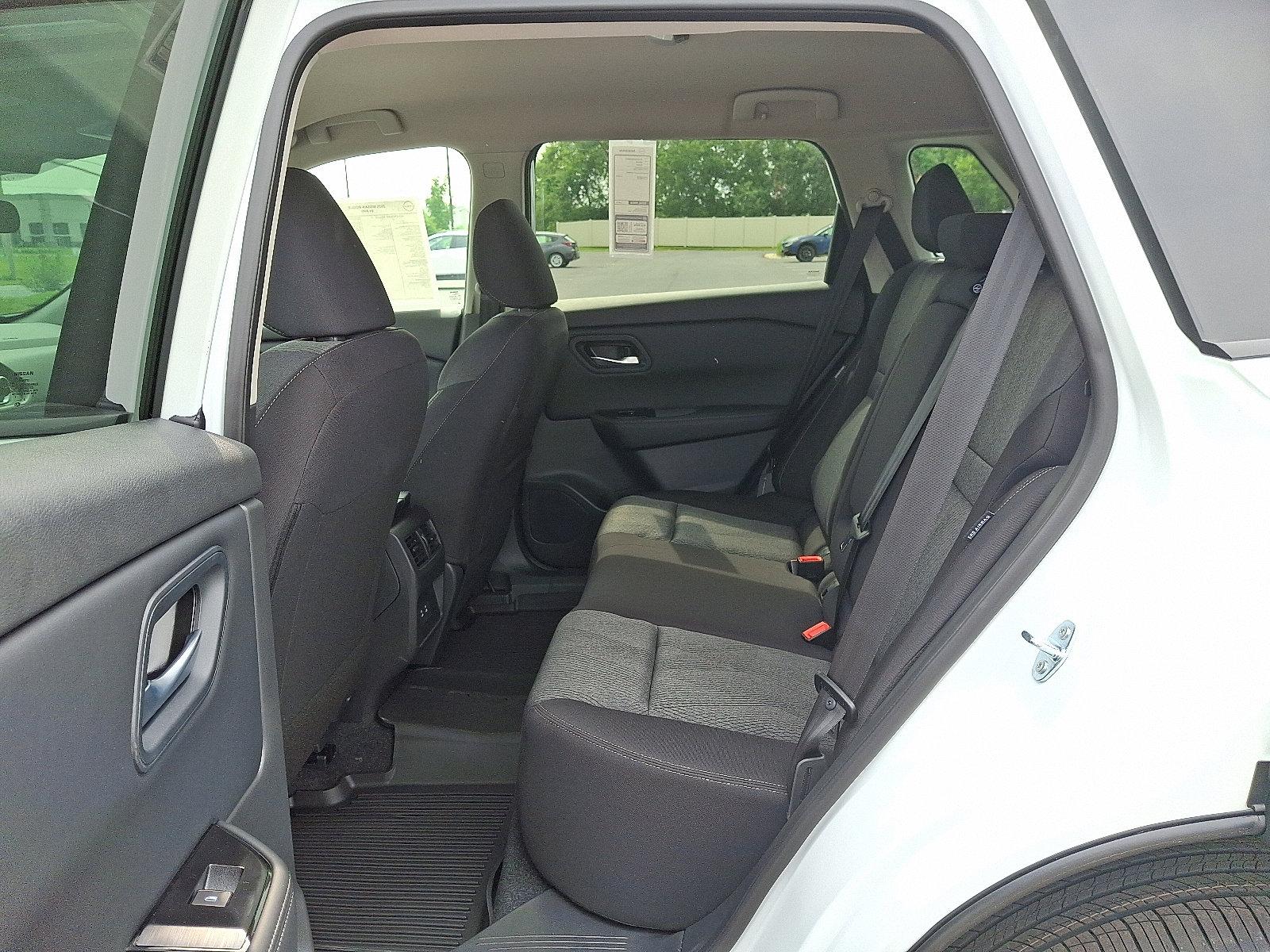 2025 Nissan Rogue Vehicle Photo in Mechanicsburg, PA 17050-2306
