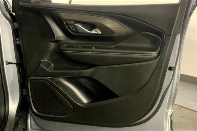 2024 GMC Terrain Vehicle Photo in KANSAS CITY, MO 64114-4545