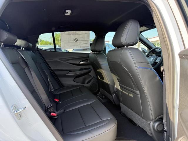 2025 Buick Envista Vehicle Photo in COLUMBIA, MO 65203-3903