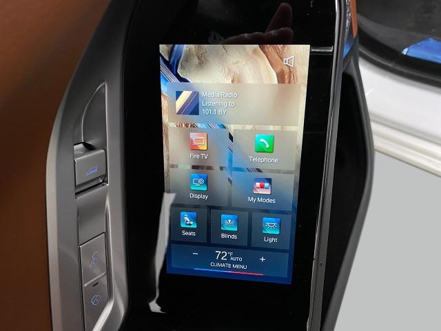 2023 BMW i7 Vehicle Photo in Appleton, WI 54913