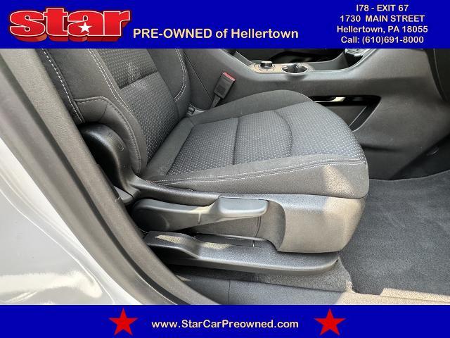 2022 GMC Terrain Vehicle Photo in Hellertown, PA 18055