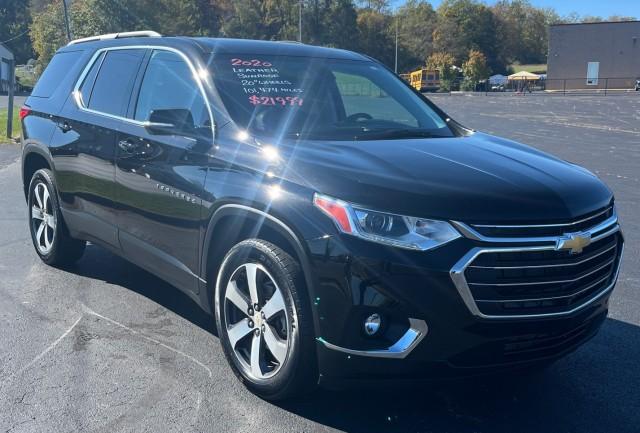 Used 2020 Chevrolet Traverse 3LT with VIN 1GNERHKWXLJ195011 for sale in Hillsboro, OH