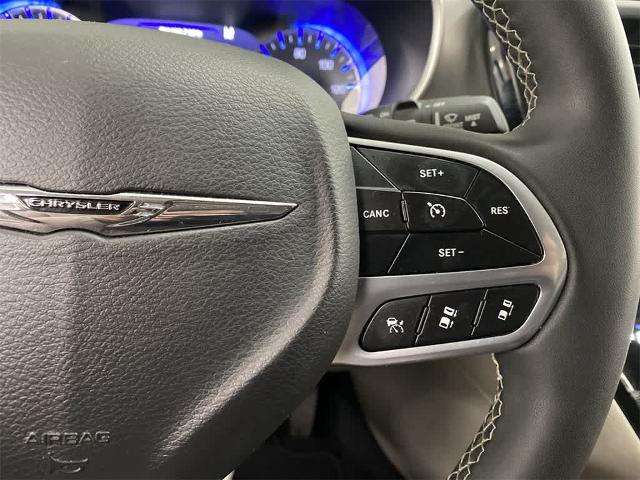 2023 Chrysler Pacifica Vehicle Photo in PORTLAND, OR 97225-3518