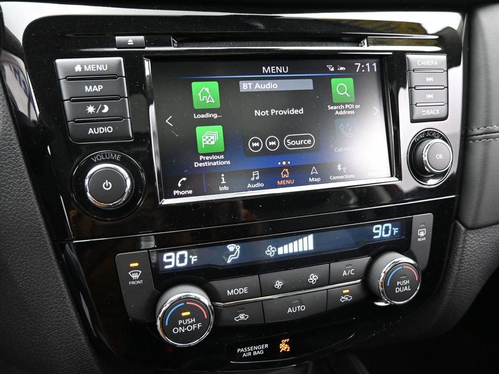 2020 Nissan Rogue Vehicle Photo in Cedar Rapids, IA 52402