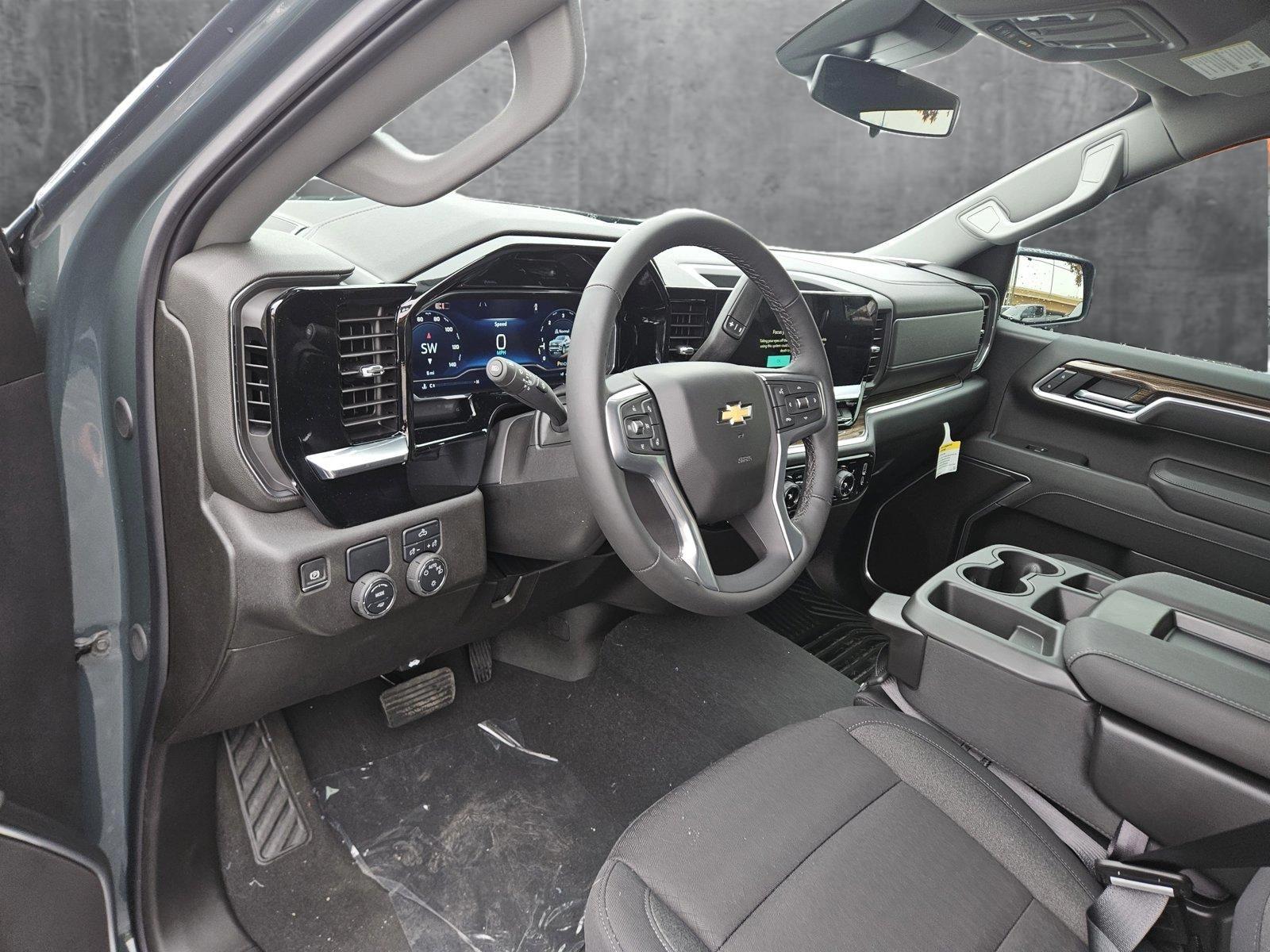 2025 Chevrolet Silverado 1500 Vehicle Photo in NORTH RICHLAND HILLS, TX 76180-7199