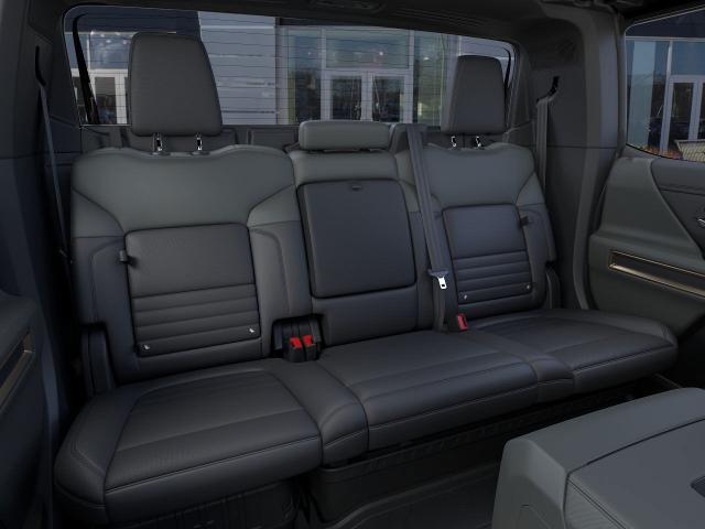 2024 GMC HUMMER EV Pickup Vehicle Photo in DANBURY, CT 06810-5034