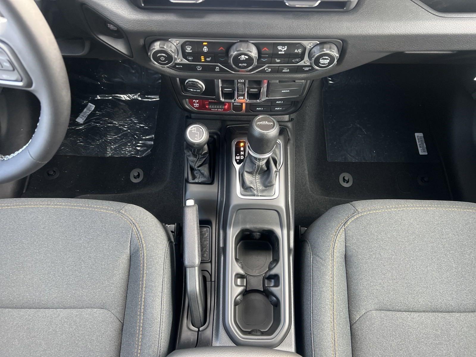 2025 Jeep Gladiator Vehicle Photo in Mechanicsburg, PA 17050-1707
