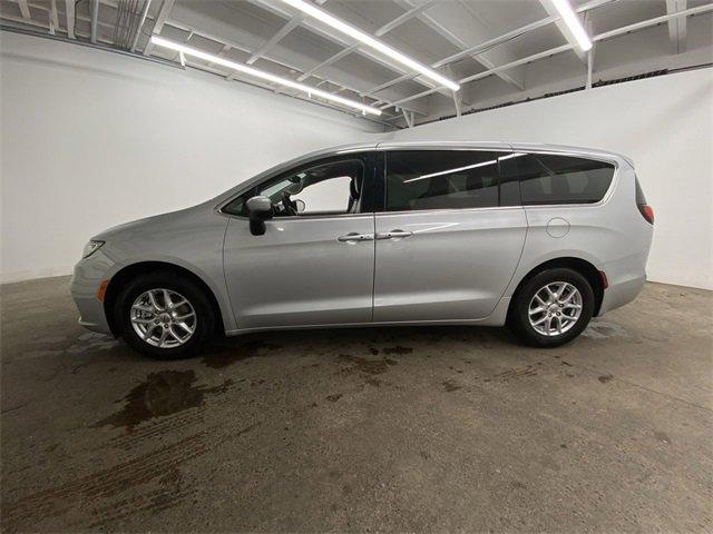 2023 Chrysler Pacifica Vehicle Photo in PORTLAND, OR 97225-3518