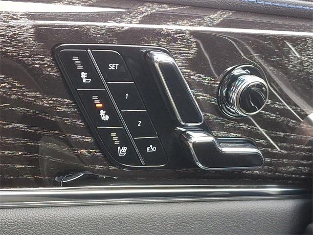 2025 Cadillac ESCALADE IQ Vehicle Photo in ALLENTOWN, PA 18103-7399